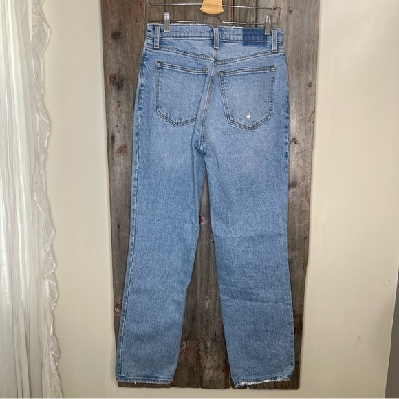 Abercrombie & Fitch 90’s Straight Ultra High Rise Jeans Distressed 28 Reg - Picture 6 of 12